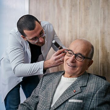 Badania medycyny pracy dla seniorów 50+ - specyfika