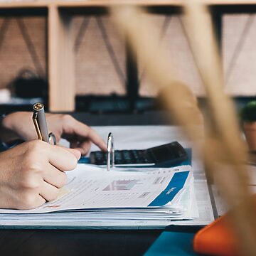 Jak zgłosić szkodę z OC księgowego - przewodnik krok po kroku