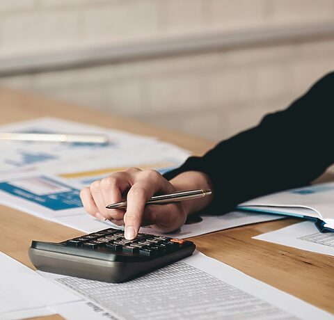 Ustawowy limit OC księgowego - dlaczego 10 tys. euro to za mało?