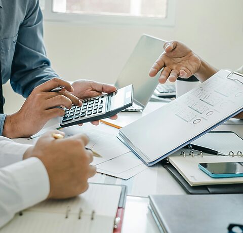 Zmiana ubezpieczyciela OC księgowego - jak nie stracić ochrony